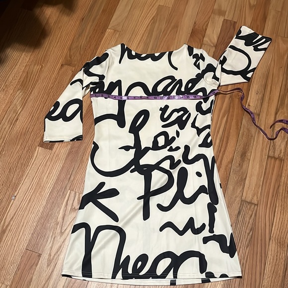 BKMGC XL Bold Cursive  Print Sheath Dress - Picture 3 of 6